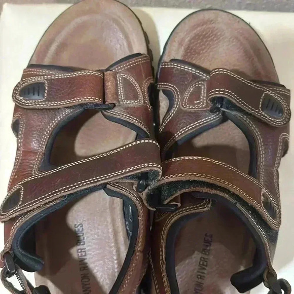 Canyon River blues sandals size 8 - Picture 4 of 5